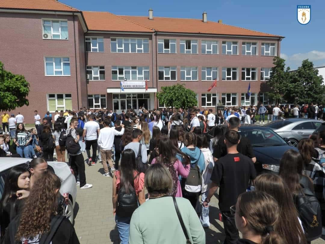 Përfundon viti shkollor në Komunën e Malishevës