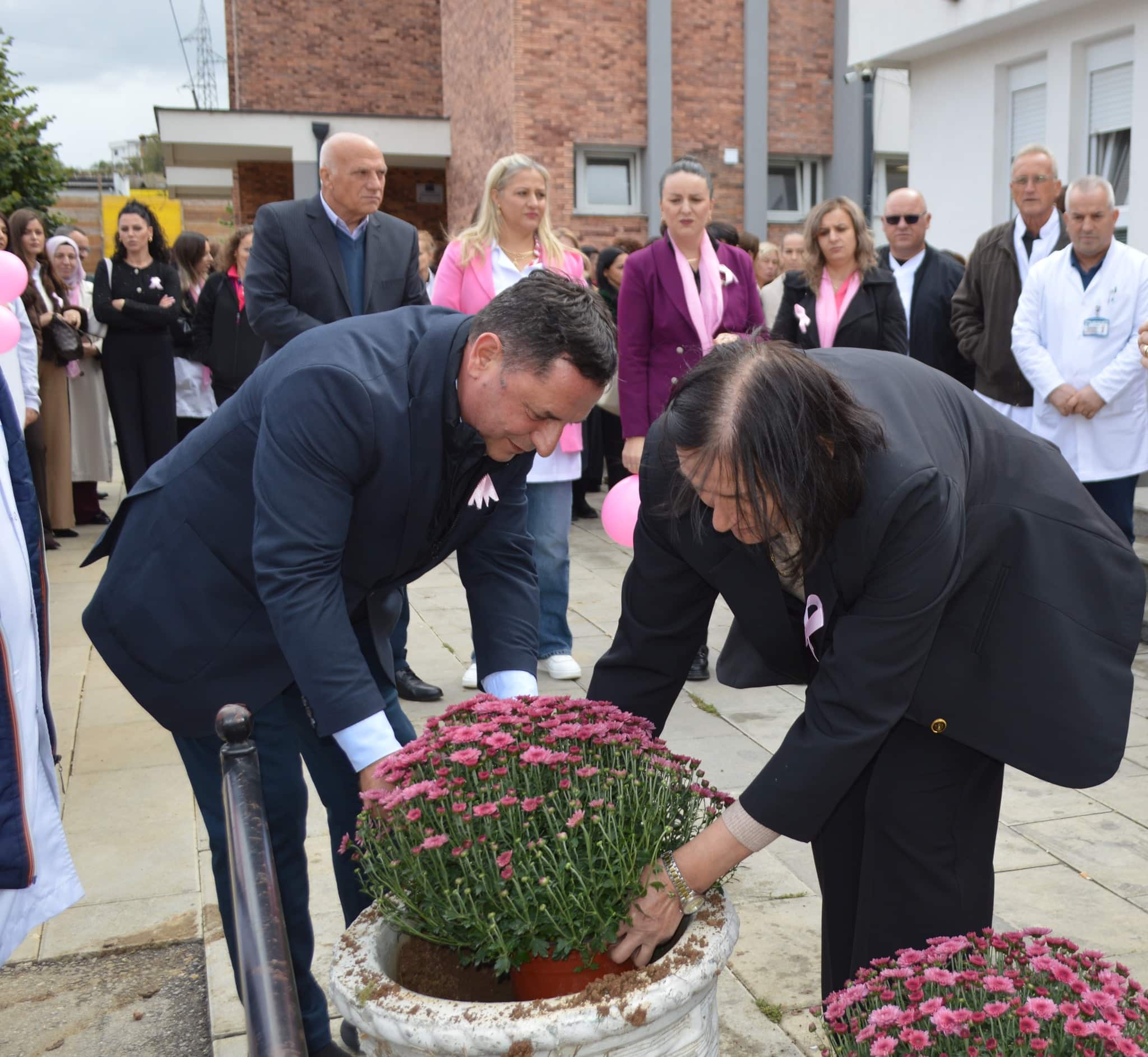 Tetori – Muaji i Ndërgjegjësimit kundër Kancerit të Gjirit