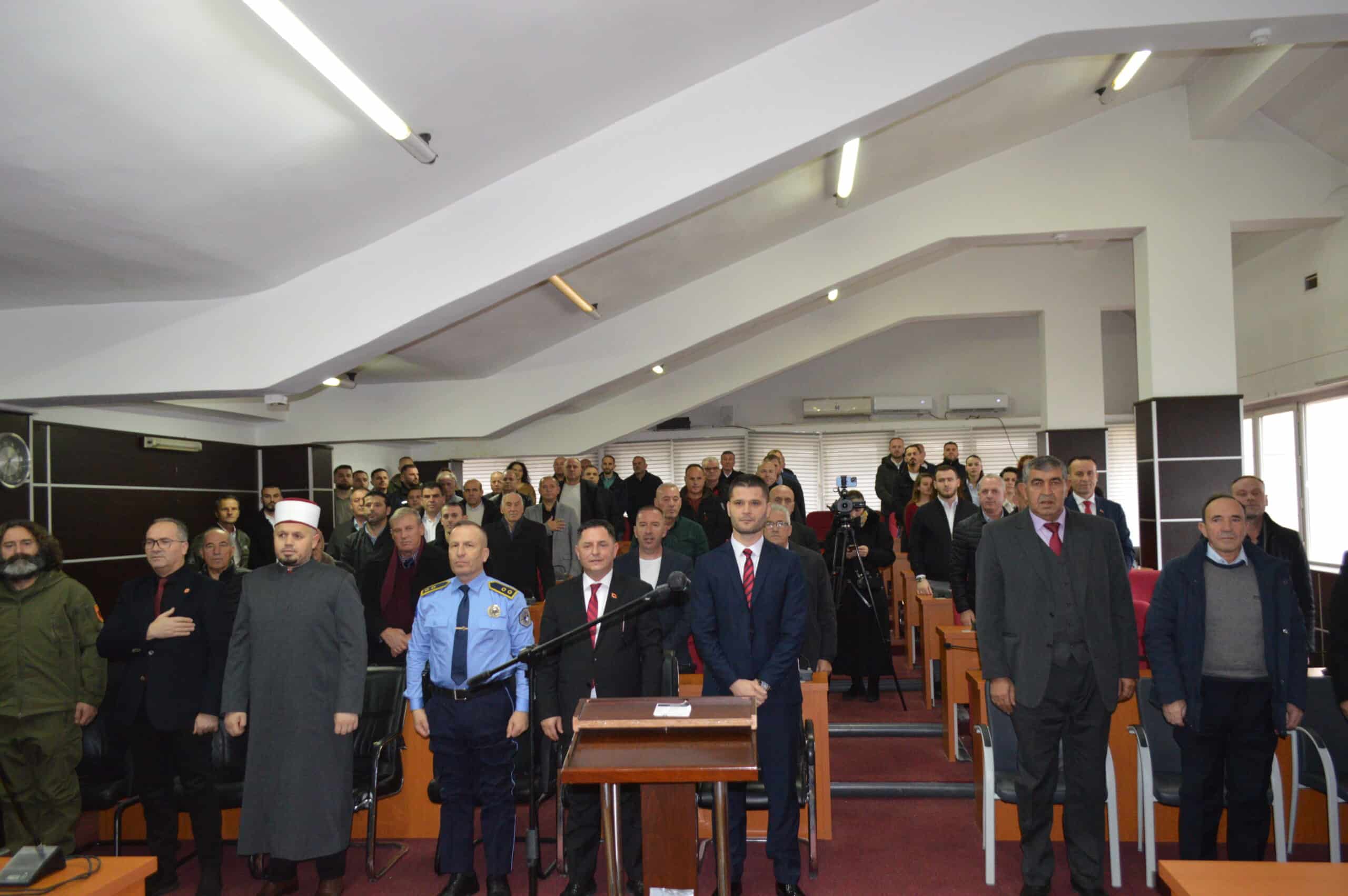 Malisheva feston 28 Nëntorin